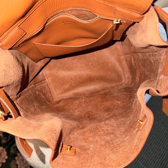 Cuyana Tan Leather Backpack - Picture 3 of 8